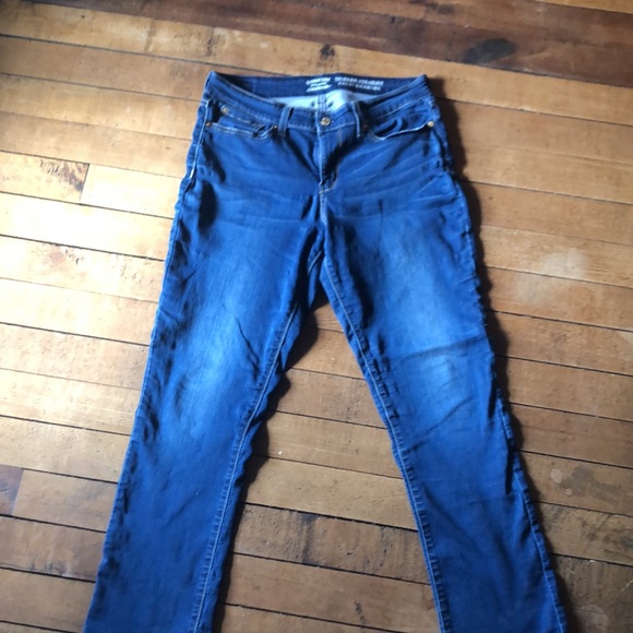 Signature Levi Strauss Modern Straight Jeans - Picture 2 of 3
